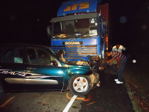 Ikamyo yavuye mu mukono wayo isatira Rav 4.