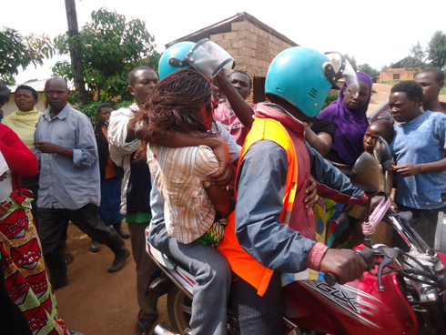 Munezero Esperance yahise ajyanwa kwa muganga. 