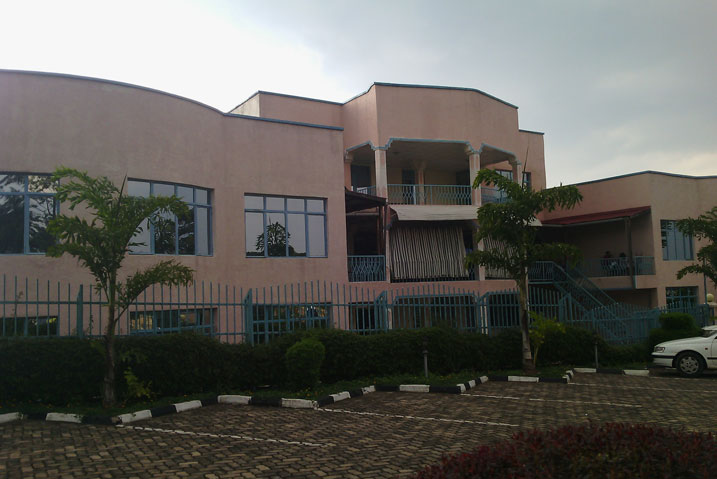 Imwe mu mahoteri akomeye yo mu mujyi wa Nyanza yitwa Heritage Hotel.