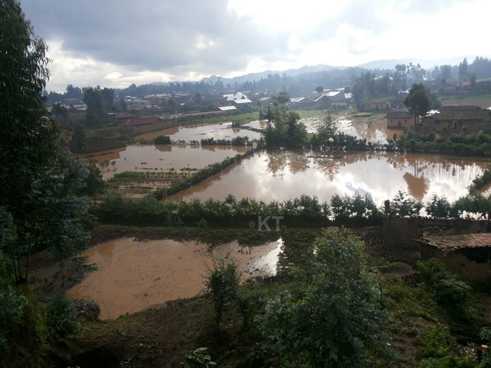 Imyaka myinshi n'amazu byarengewe.