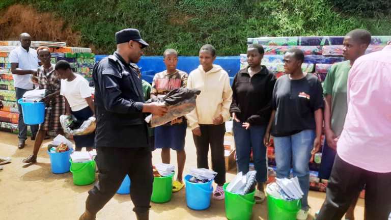 Imyenda bambaye ni iyo batijwe na bagenzi babo