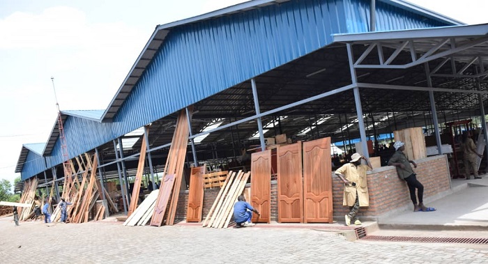 Ubumenyi mu gukora imyuga irimo n'ububaji biri mu byo urubyiruko rusonzeye