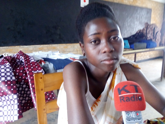 Valerie Niyindagiye yizeye gutera imbere abikesha umwuga wo kudoda