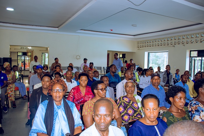 Baganiriye n'abavugarikumvikana mu rwego rwo kubibutsa inshingano bafite mu gukemura ibibazo by'abaturage