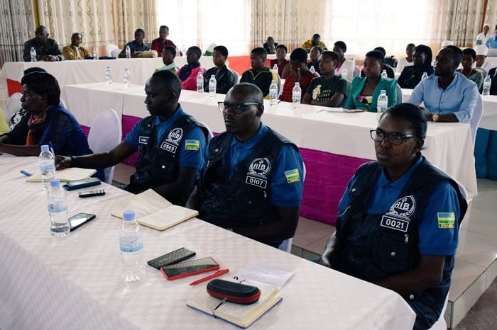 Ni inama yari yitabiriwe n'abayobozi mu nzego zinyuranye zifite mu nshingano uburenganzira bw'umwana