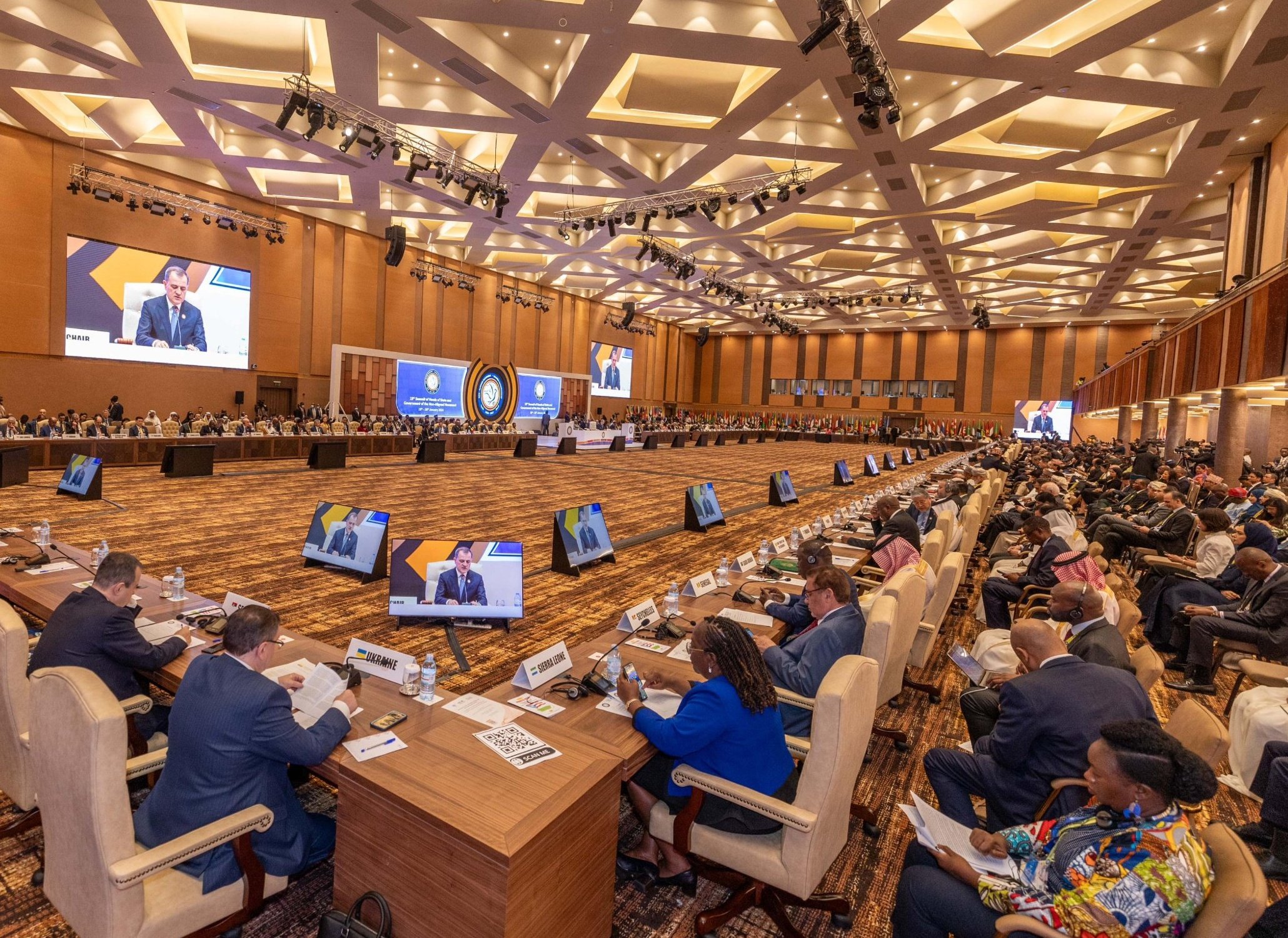 Inama yitabiriwe n'abantu batandukanye