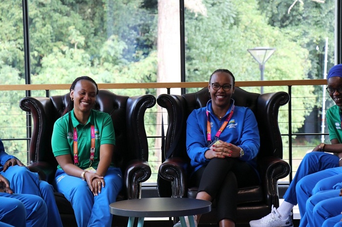 Minisitiri Munyangaju na Umulinga Alice, Umuyobozi wungirije w'Ishyirahamwe nyarwanda ry'imikino ya Commonwealth 