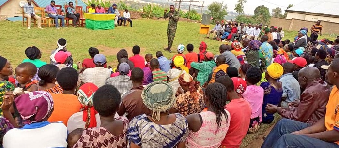 Abaturage banaganirijwe ku ruhare rwabo mu kwicungira umutekano