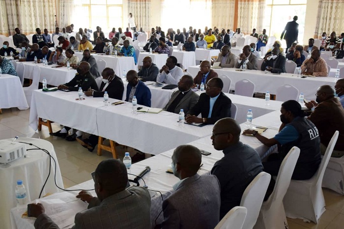 Iyo nama nyunguranabitekerezo yari yitabiriwe n'abayobozi mu nzego zinyuranye