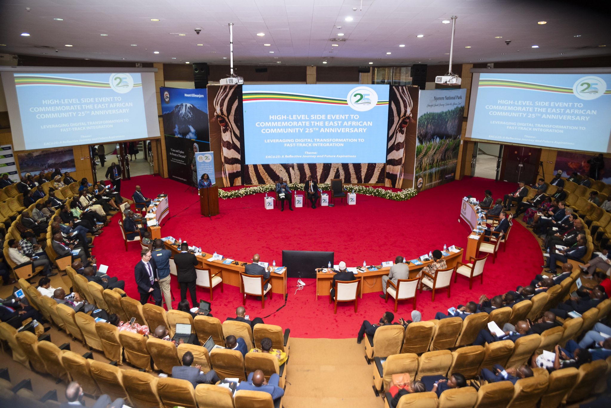 Iyi nama yahujwe no kwizihiza isabukuru y'imyaka 25 y'umuryango wa EAC