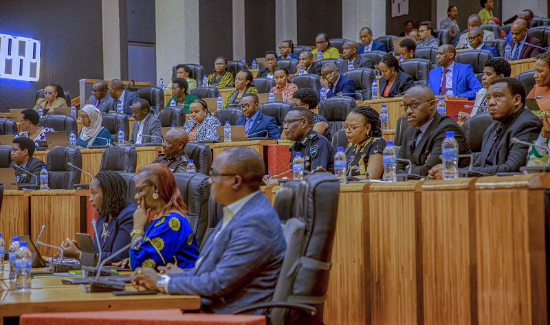 Ikiganiro cyitabiriwe n'abantu batandukanye