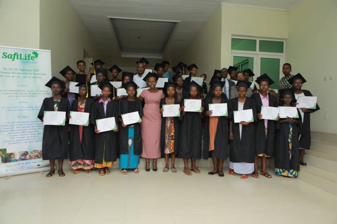 Bishimiye ko bamenye umwuga uzabafasha kubaho neza