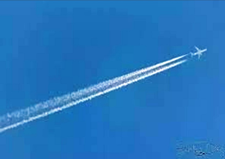 Indege zigendera mu kirere cya kure kenshi zigaragara zica imirongo y