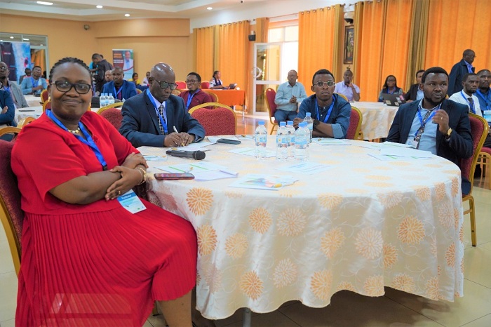 Impuguke zinyuranye mu by'ubuzima zihangayikishijwe n'icyo kibazo