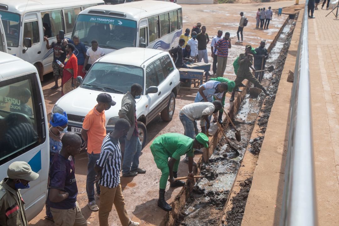 Habanje gukorwa umuganda mbere y'ubukangurambaga bwo kurwanya indwara zitandura