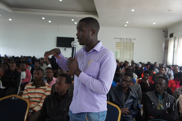 Abanyeshuri bo muri INES-Ruhengeri bari bafite inyota yo kumenya byinshi ku mateka ya Jenoside