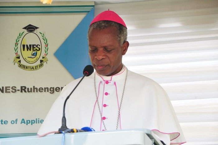 Musenyeri Vincent Harorimana, Umushumba wa Diosezi Gatolika ya Rugengeri akaba n'umuyobozi w'icyubahiro wa INES-Ruhengeri