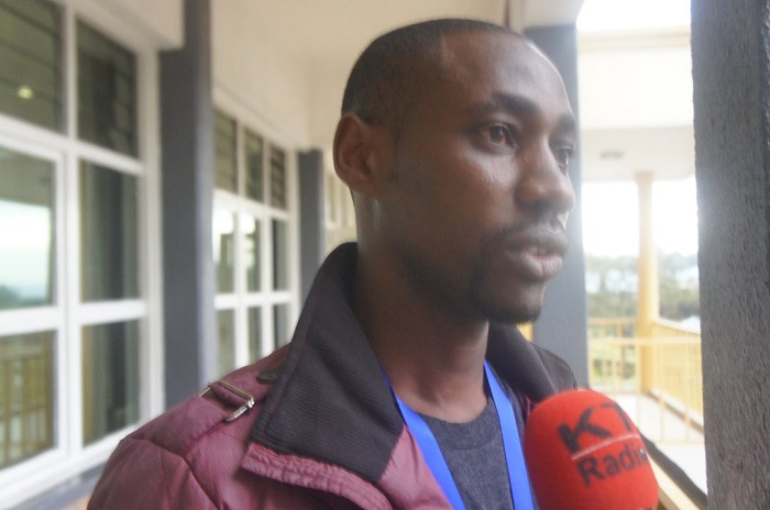 Umuyobozi ushinzwe amasomo muri Ecole des Sciences avuga ko kuzana abanyeshuri kwigira muri izo Laboratwari biri mu rwego rwo kubafasha gukarishya ubumenyi