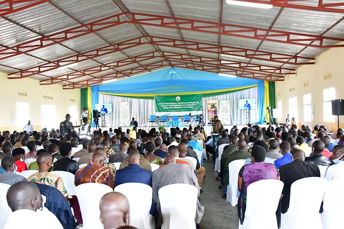 Abakuru b'imidugudu basabwe kugaragaza abahishira abasambanya abana