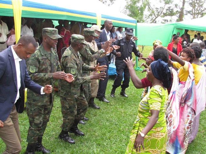 Ingabo zashimiwe uruhare zigira mu kubungabunga ubuzima bw'abatuye Isi