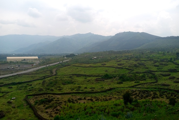 Uruganda rumwe gusa nirwo rwamaze kubakwa rukaba runakorera mu cyanya cy