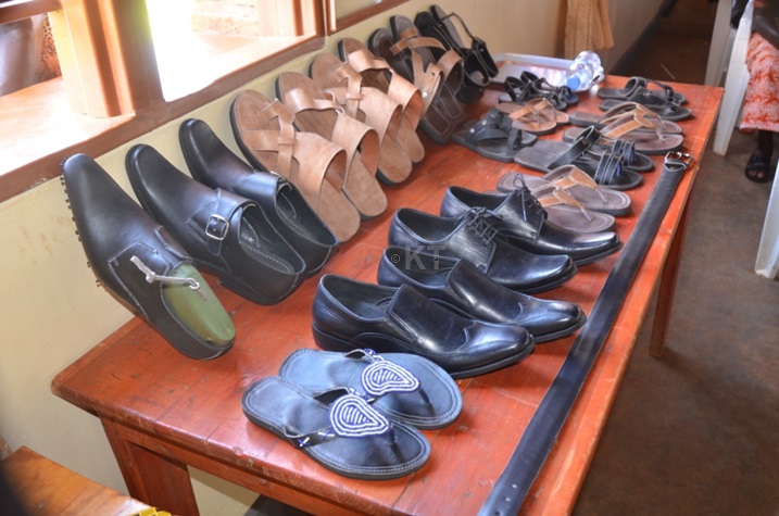 Inkweto zikorwa n'abafite ubumuga.