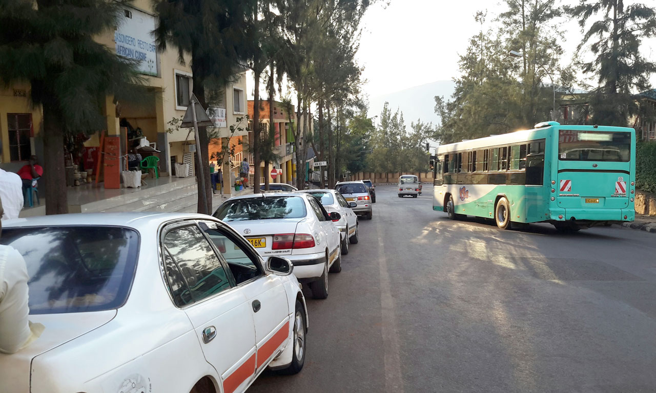 ubwishingizi bw'ibinyabiziga cyamanuwe kiva kuri 73% kijya kuri 60%