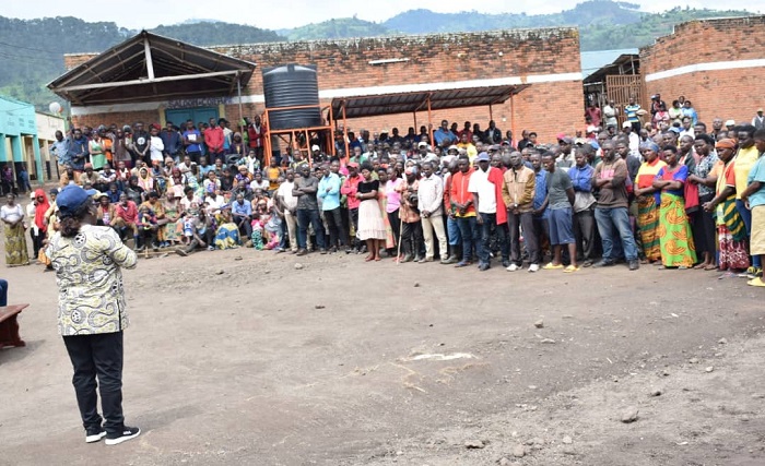 Guverineri Nyirarugero, yagaragaje ko iyi gahunda ije gutera ingabo mu bitugu Intara y'Amajyaruguru