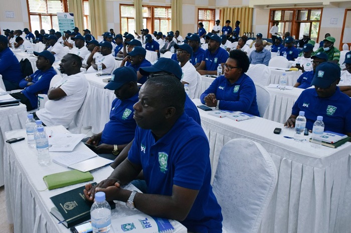 Abayobozi guhera ku rwego rw'Intara y'Amajyaruguru kugeza ku rwego rw'Imirenge iyigize ni bo basobanuriwe imikorere ya RFL