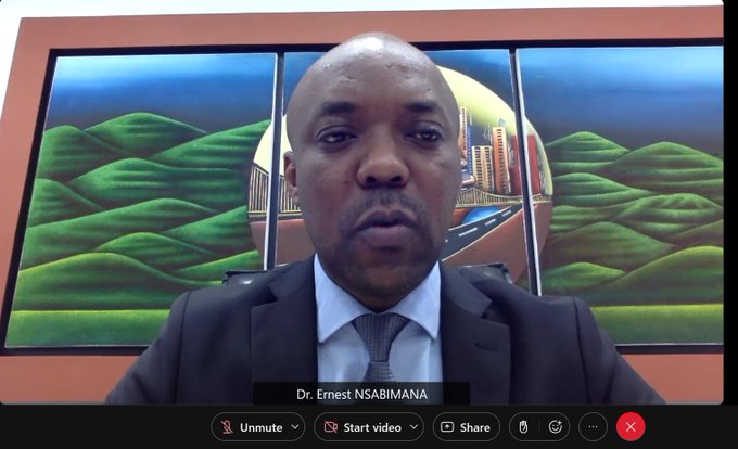 Minisitiri w'Ibikorwa remezo, Dr Ernest Nsabimana