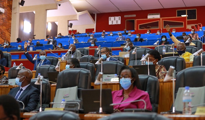 Abagize Inteko Ishinga Amategeko basabye ko hagira igikorwa ku makimbirane yo mu ngo