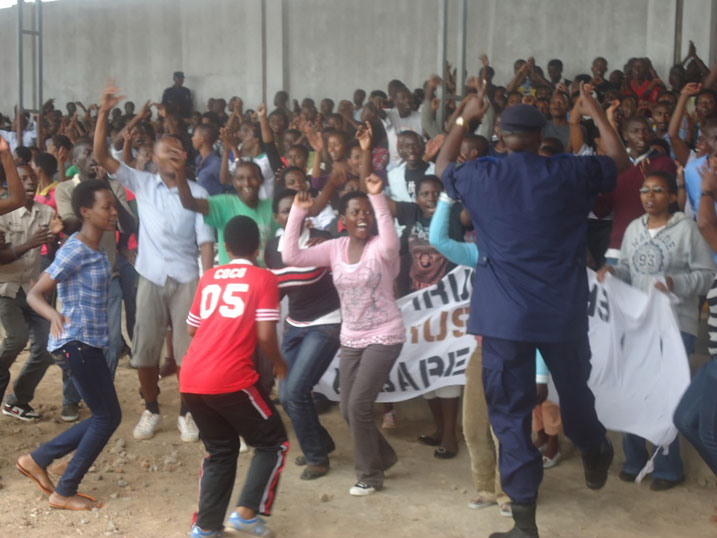 Intore zirangwa na morarle aho ziri hose.