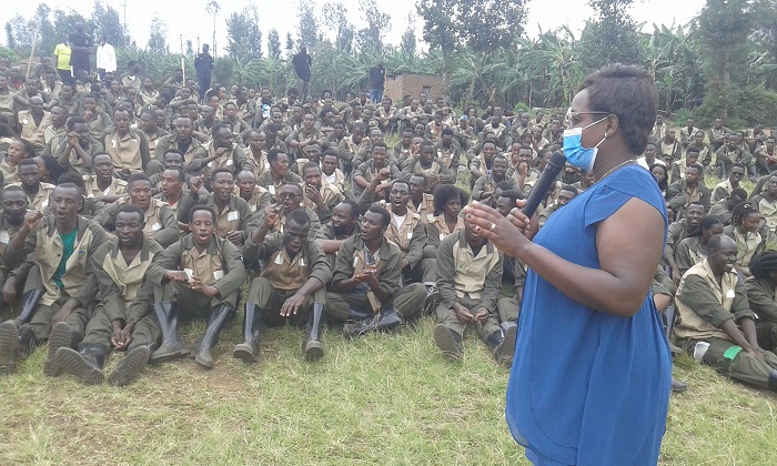 Bashimiwe na Gitifu wa Kinoni, Nyirasafari Marie