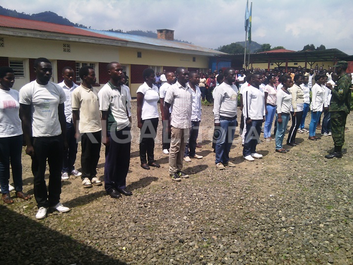 Intore zarangije urugerero zigaragaza ko zizi gukora akarasisi.