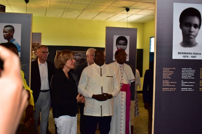 Igicumbi cy'Intwari z'Imena cyasuwe n'abashyitsi