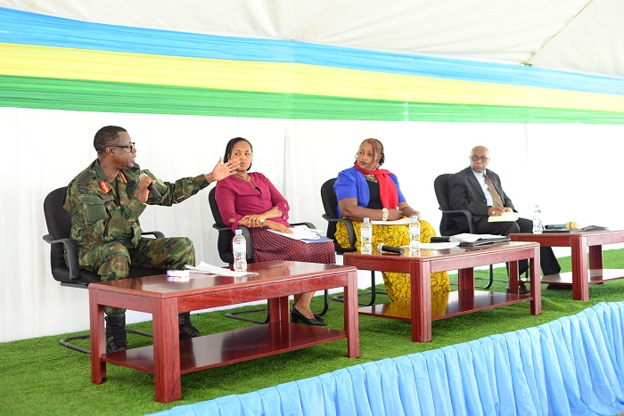 Inyigisho za Gen Kabarebe zanyuze benshi mu bitabiriye ibiganiro