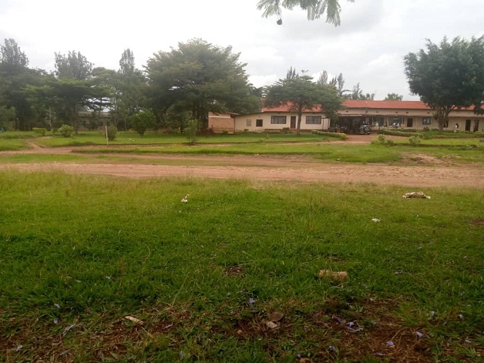 Ku biro by'Umurenge wa Ngoma mu mujyi i Huye, ahazubakwa inzu nini y'ubucuruzi