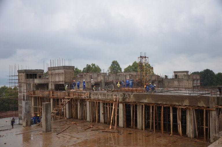 Iyi Hoteli yatangiye kubakwa mu mwaka wa 2008