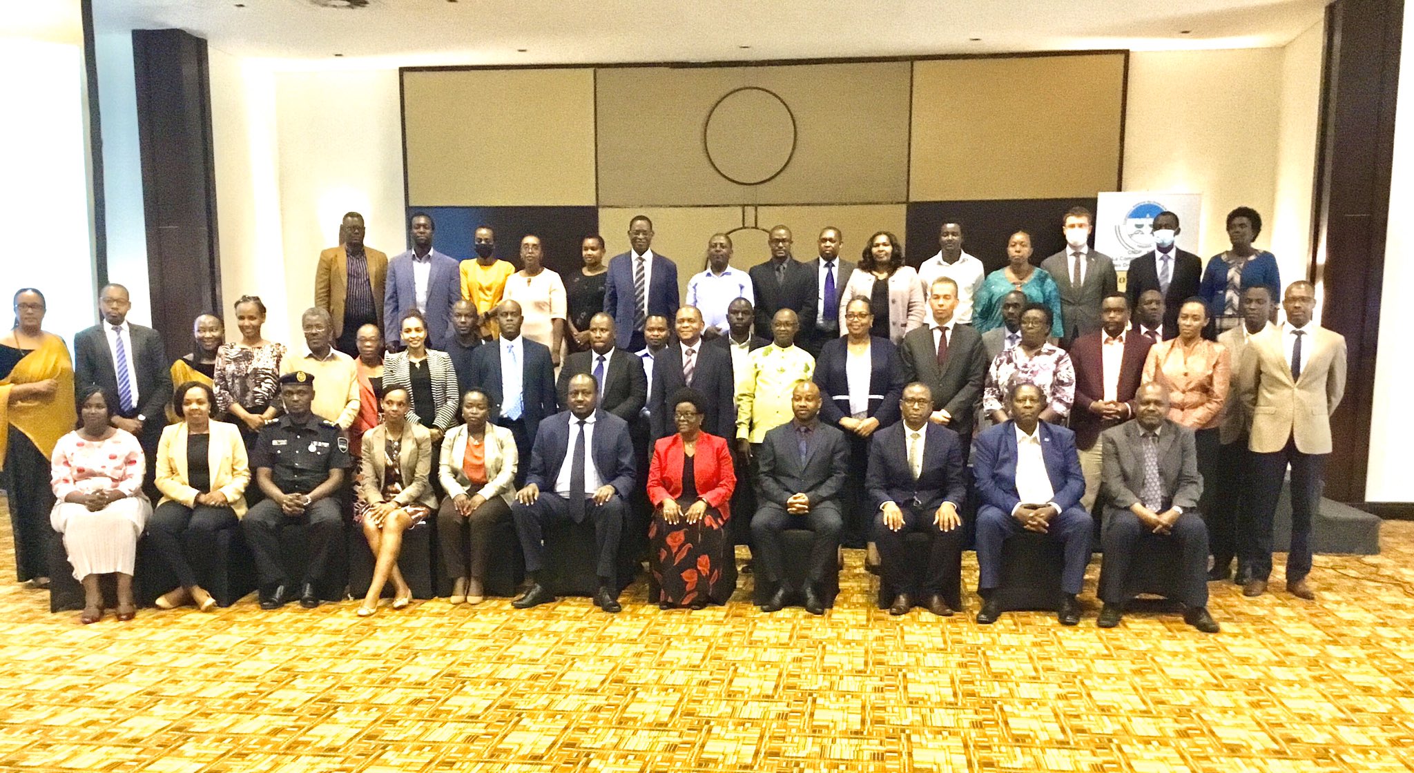 Abahagarariye inzego zitandukanye biyemeje gufatanya mu kurwanya ruswa 