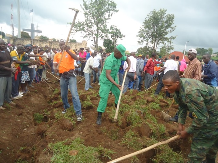 Inzego zitandukanye zitabiriye iki gikorwa.