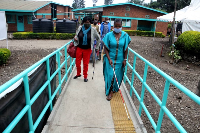 Inzira z'abafite ubumuga zifasha n'abandi bantu bafite intege nke