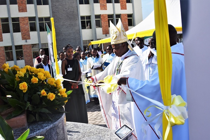 Hatashywe inyubako nshya ifite agaciro ka Miliyoni 300Frw
