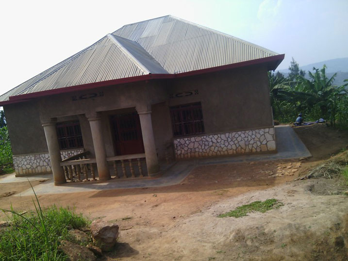 Iyi nzu iri mu kagari ka Kigese ku Rugarika.