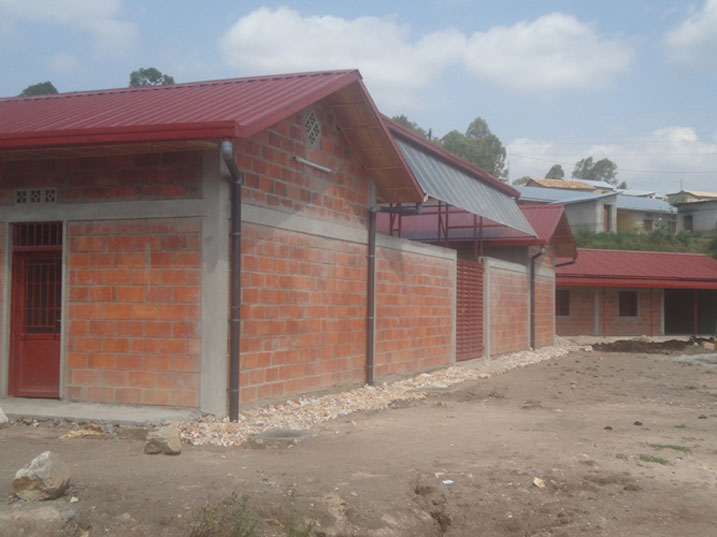 Izi nzu nazo ziri mu Ruhango.