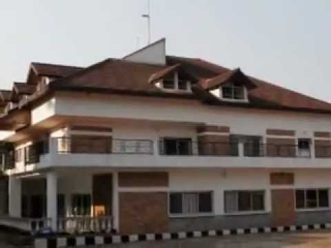 Ingoro y'Abaperezida iri i Kanombe ifite ikibazo cyo kuva ndetse n'icy'amashanyarazi yashyizwemo nabi.