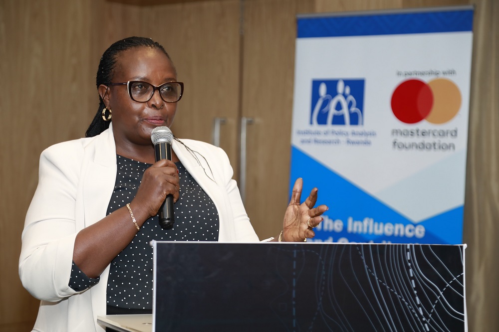 Umuyobozi Mukuru wa IPAR-Rwanda, Eugenia Kayitesi, yagaragaje ko ibikubiye mu bushakashatsi bakoze byakwifashishwa mu kurwanya ubushomeri mu rubyiruko