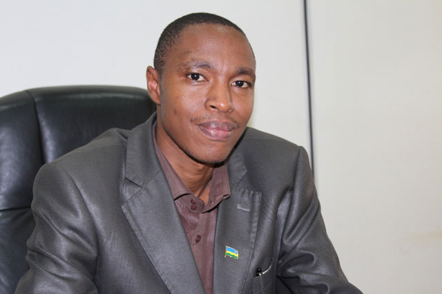 Irenee Nsengiyumva, Umuyobozi wungirije ushinzwe Amahugurwa muri WDA.