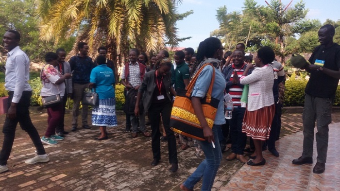 Bunguranye ibitekerezo ku buryo bifashisha mu komora ibikomere no kuba amahoro