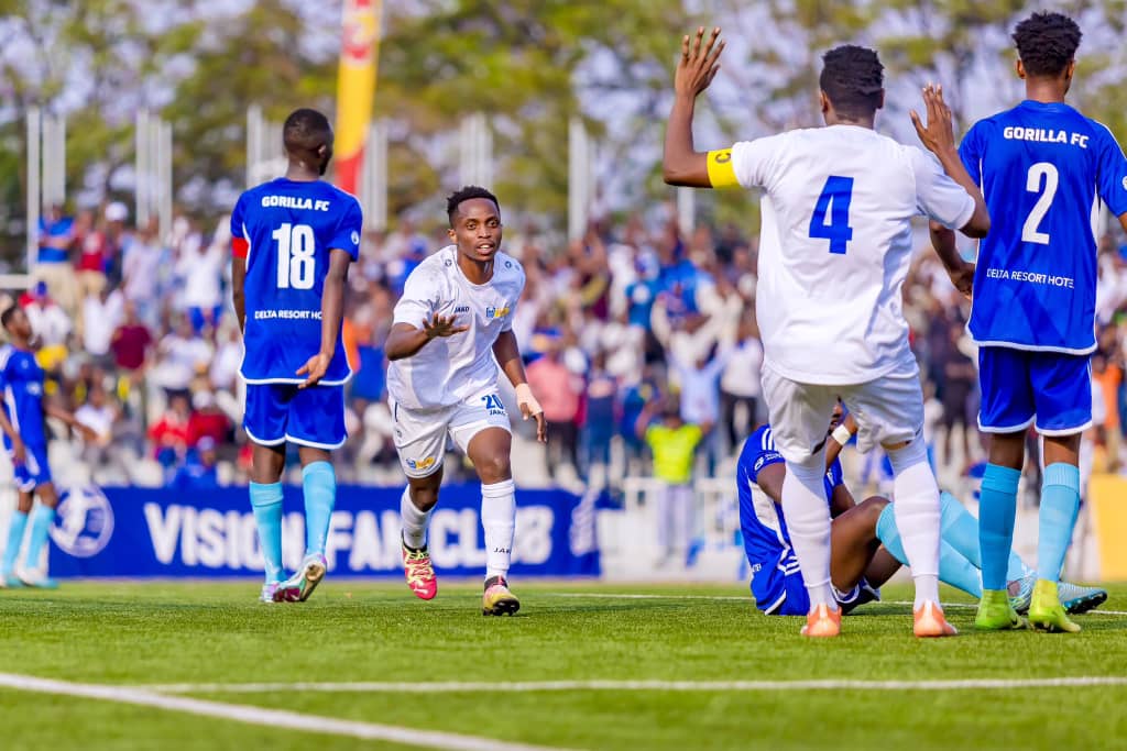 Ishimwe Fiston yishimira igitego cye cya mbere muri Rayon Sports