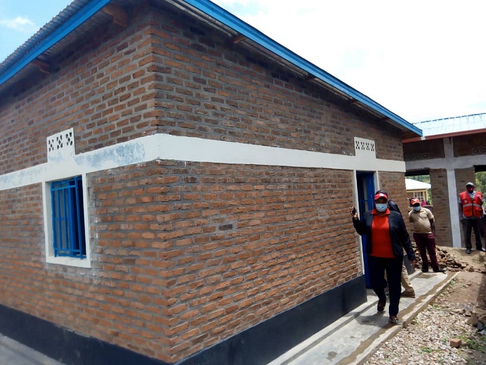 Icyumba cy'umukobwa gifasha abana bari ku ishuri 